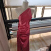 One-shoulder, smocked, slit, sexy satin dress, European and American summer temperament, slim solid color long skirt - 图片 36