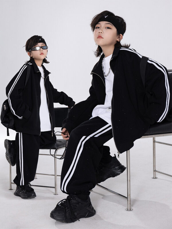 Boy's spring suit 2025 new middle and big children's spring and autumn handsome sportswear spring sweatshirt sweatshirt sweatpants tide